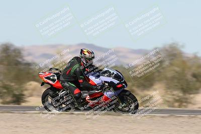 media/Dec-01-2025-Moto Forza (Mon) [[2daa91e15f]]/2-Intermediate Group/Session 3 (Turn 7 Inside Pans)/